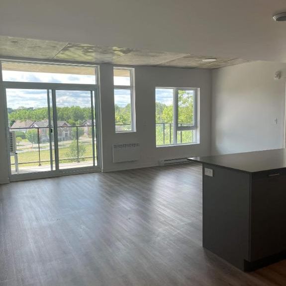 2 CH - 1 SDB - Terrebonne - $2,050 /mo - Photo 1