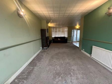 3 bedroom terraced house to rent - Photo 4