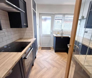 3 bedroom bungalow to rent - Photo 6