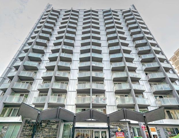 Junior 1 Bedroom Available At 3440 Durocher Street, Montreal - 3440 Durocher Street, Montréal - Photo 1