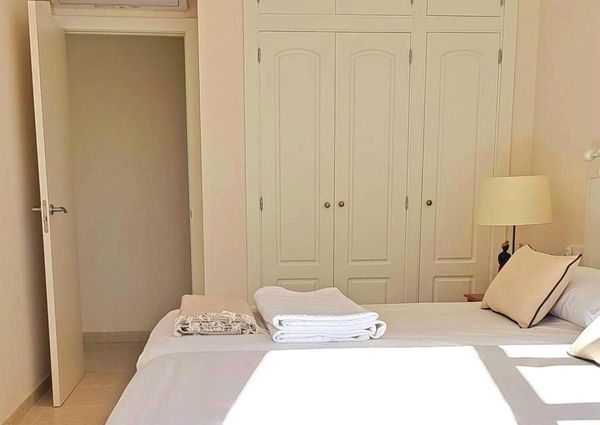 Spacious ground floor for rent with a pool and garden in Javea Arenal LONG TERM