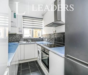 2 bedroom flat to rent - Photo 6