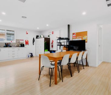 Twin Room Ensuite - Photo 1