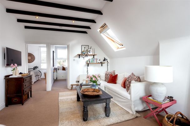 Canfield Gardens, South Hampstead, London - Photo 1