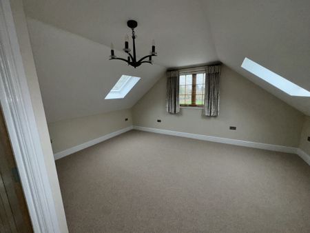 Roughton Cottage, Bridgnorth, WV15 5HE - Photo 5