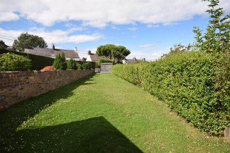 3 bedroom terraced house to rent - Photo 3