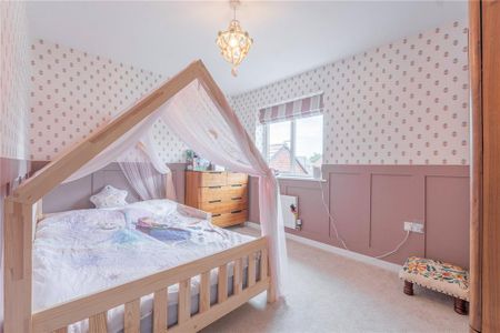 5 bedroom detached house to rent - Photo 5