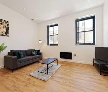 3 bedroom flat to rent - Photo 6