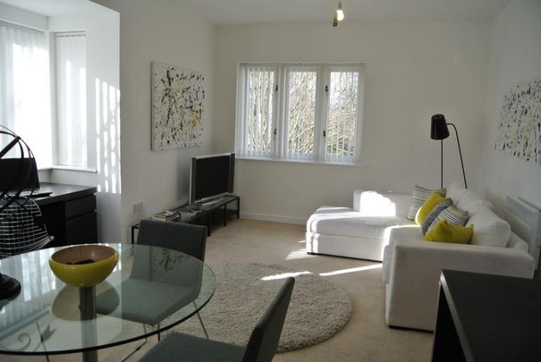 3 bedroom flat to rent - Photo 1