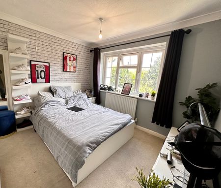 3 bedroom house to rent Oaklands Road, Havant, PO9 - Photo 4