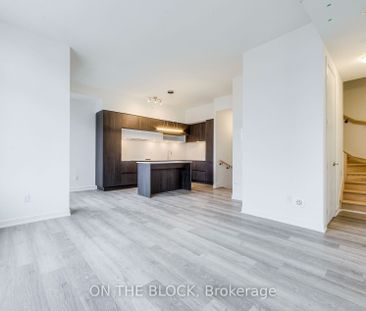 For Lease - 15 David Eyer Road Unit# 1415, Richmond Hill, Ontario - Photo 6