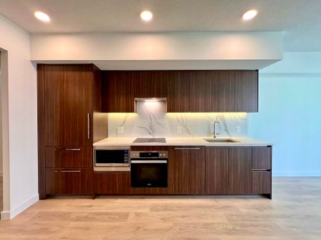 For Lease - 3 Concord Cityplace Way N/A Unit# 828, Toronto, Ontario - Photo 5