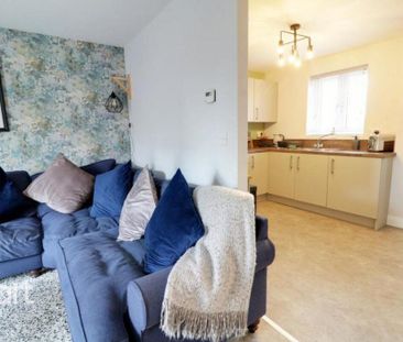 2 bedroom semi-detached house to rent - Photo 1
