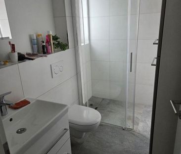 Stilvolle 3-Zimmer Wohnung mit Balkon in Bischofsheim - Photo 6