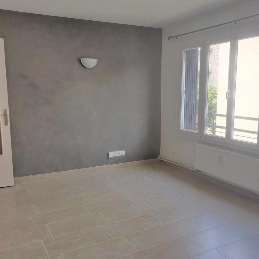 Location Appartement 2 pièces 37m² GRENOBLE 38000 - Photo 1