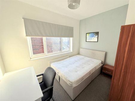 1 bedroom property to rent - Photo 3