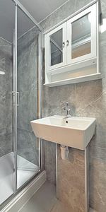Bell Road, TW3, Hounslow - Photo 4