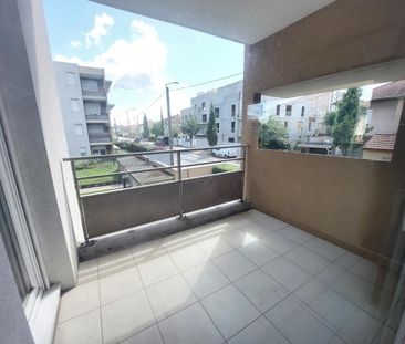 location Appartement T3 DE 66.39m² À ST PRIEST - Photo 5