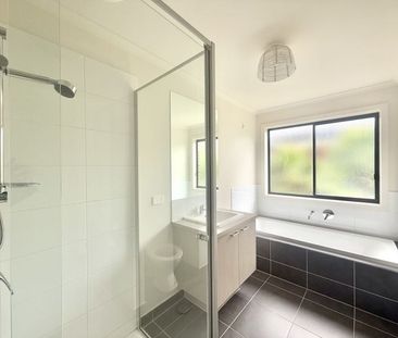 26 Lillrose Drive, Charlemont - Photo 5