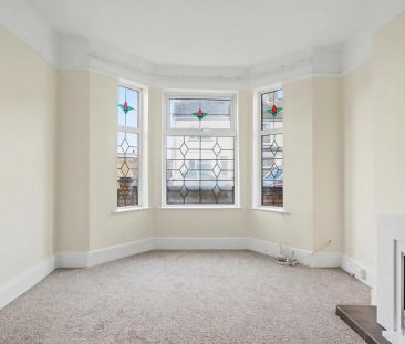 Generous three-bedroom property on Ipswich Road featuring multiple ... - Photo 1