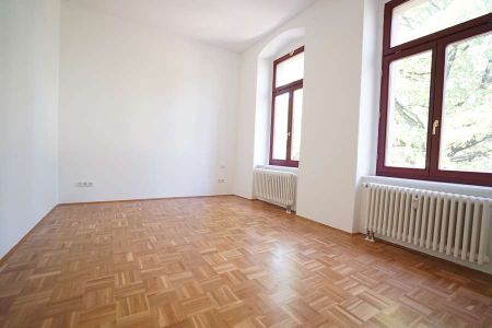 Tolle 2-Raum-Wohnung in prachtvollem Mehrfamilienhaus - Foto 5