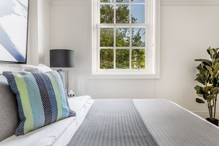 Lifestyle Apartment with Sydney at Your Doorstep | Short-Term Lease 3–6 Months - Photo 5