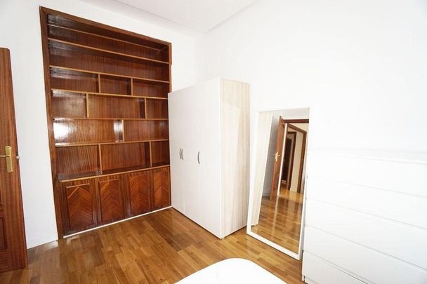 5 room luxury Flat for rent in Madrid, Autonomous Region of Madrid - Photo 1