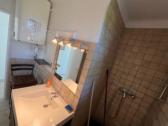 AIX SUD - T4 AVEC STATIONNEMENT PROCHE AUTOROUTES, - Photo 1