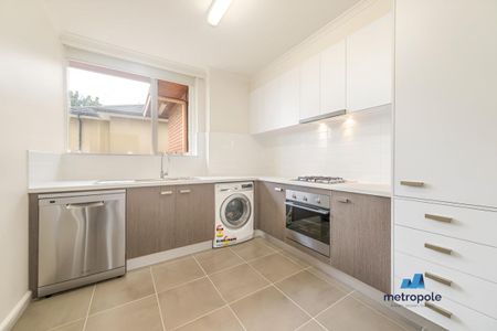 6/3 Carinya Crescent, CAULFIELD NORTH, VIC - Photo 3