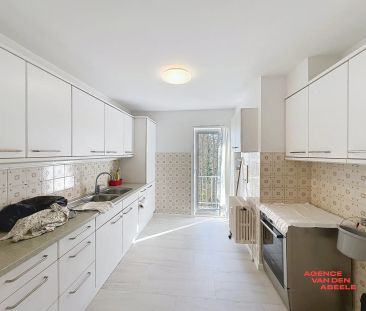 Ruim woonappartement met 3 slaapkamers en parkeerplaats - Foto 5