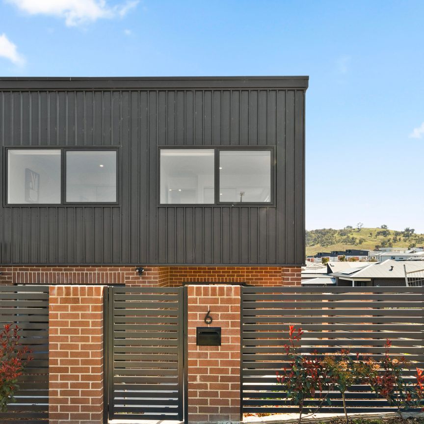 6 Pannell Street, Whitlam ACT 2611 - House For Rent | Domain - Photo 1