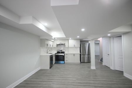 For Lease - 152 The Queensway N/A Unit# BSMT, Barrie, Ontario - Photo 3