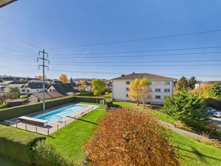 Appartement moderne et lumineux de 3.5 pièces avec balcon et piscine - Foto 3