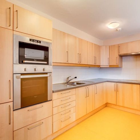 Appartement te huur - Photo 1