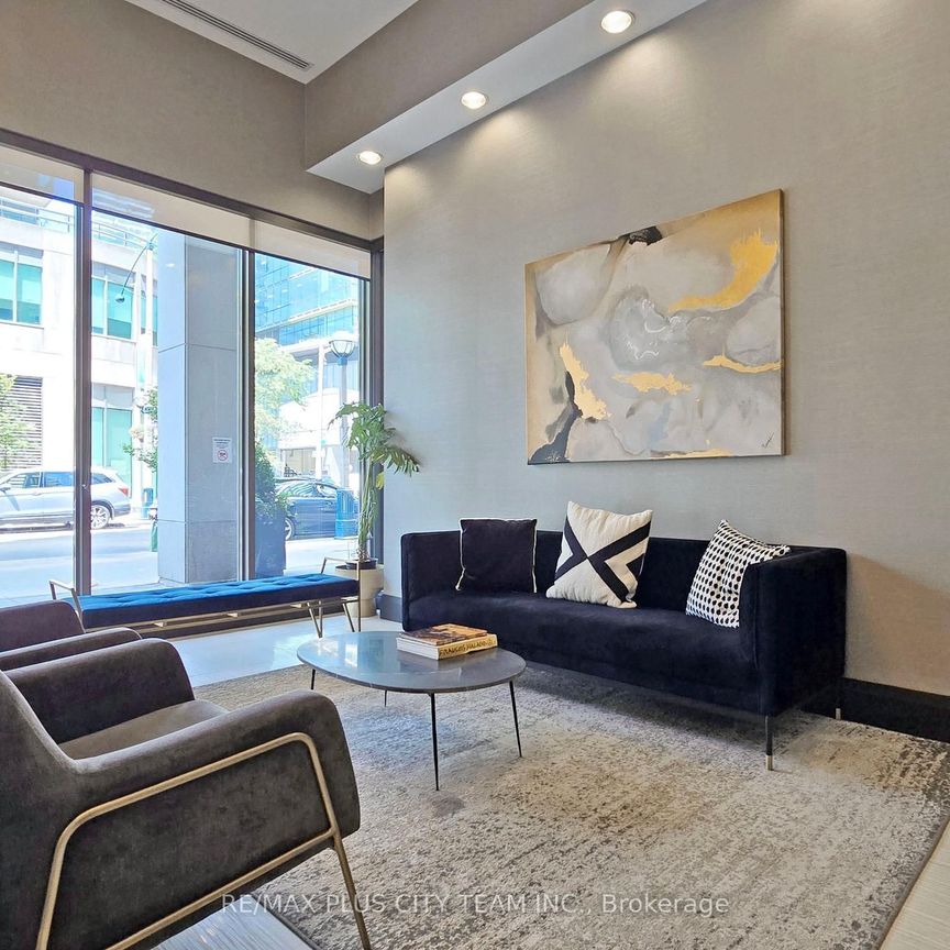 19 Grand Trunk Crescent #2809 - Photo 1