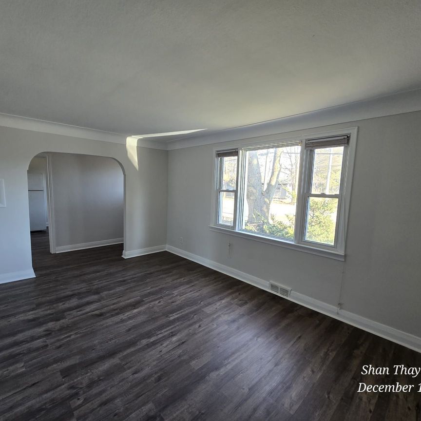 For Lease - 6023 Montrose Road, Niagara Falls, Ontario - Photo 1