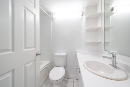 For Lease - 1401 Dupont Street Unit# 131, Toronto, Ontario - Photo 5