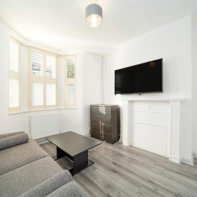 Azof Street, Greenwich, SE10 - Photo 1