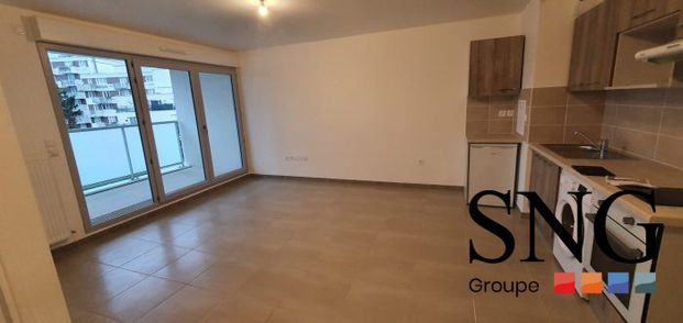 T2 AVEC LOGGIA ET PARKING - Photo 1