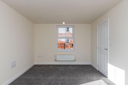 3 bedroom detached house to rent - Photo 2