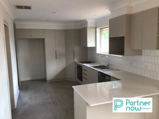 35 Hall Street, TAMWORTH NSW 2340 - Photo 1