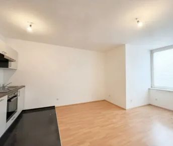 Schöne 1-Zimmer-Wohnung mit Top-Anbindung und Innenhofruhelage! Garagenplatz verfügbar! - Foto 2
