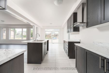 For Lease - 4568 Lyons Parkway, Niagara Falls, Ontario - Photo 4