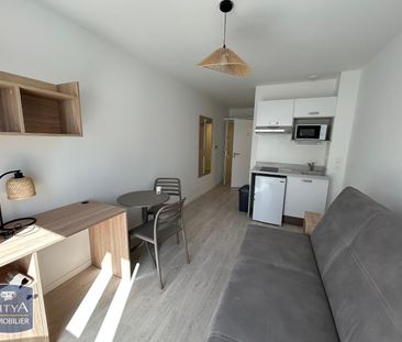 Location Appartement 1 pièce 18m² LA ROCHELLE 17000 - Photo 3