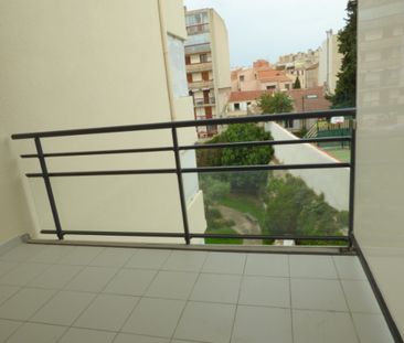 13005 - Studio meublé de 19 m2 avec balcon - Photo 6