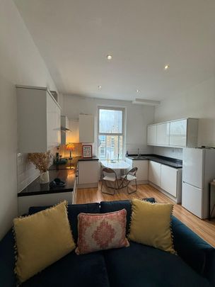 2 Bed Flat, Greyhound Road, W6 - Photo 1