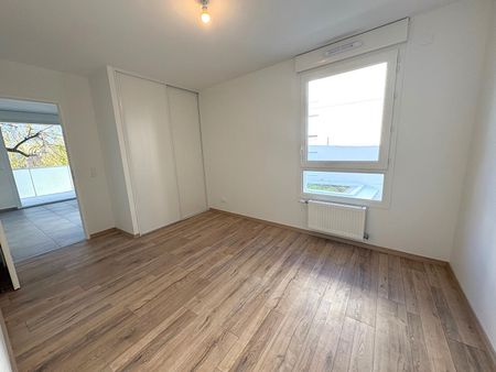 LOCATION : appartement T2 (44 m²) à MEYLAN - Photo 4