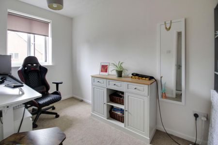 2 bedroom terraced house to rent - Photo 3