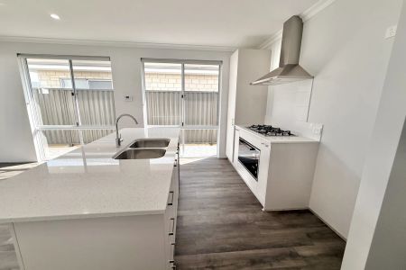 Brand New 3x2 Home in Sought-After Madora Bay - Photo 5