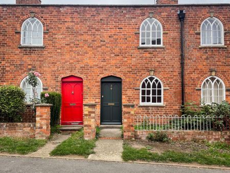 1 bedroom terraced house to rent - Photo 5